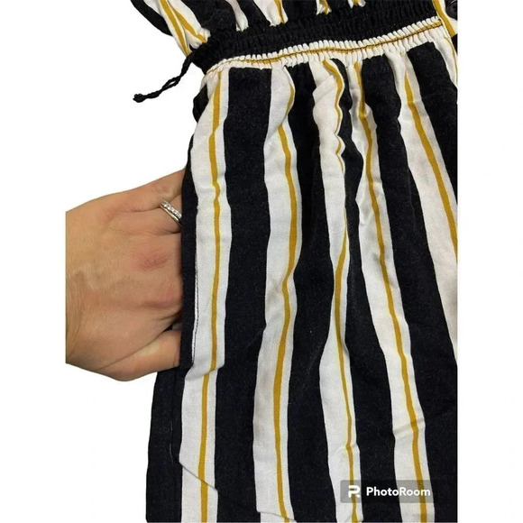 NEW Who What Wear Black White Yellow Striped Wide Leg Jumpsuit Sz Small Pockets - Picture 7 of 11